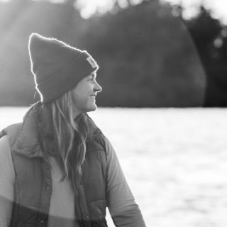 💫
Life’s a journey
to find the people
weird like you.

📸: @inspiredbymovement 
#womensupportingwomen #happyplace #photographer #optoutside #onthewater #justkeeppaddling #portrait #findyourhappy #findyourpeople #blackandwhite